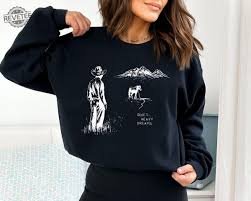 American Heartbreak Black Hoodie In world where fashion