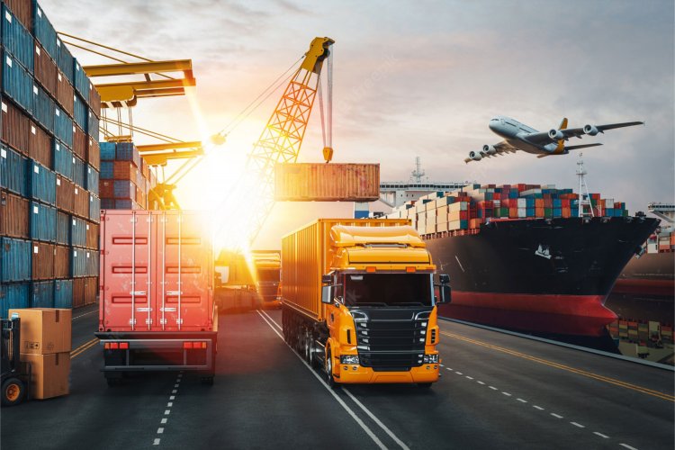 How Crane Rental Companies Handle Logistics and Transportation