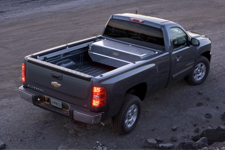 1 Ton Pickup for Rent vs. Other Rental Vehicles: Which One is Right for You?